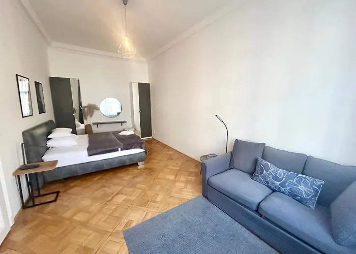 Luxury Residence Apartments In Vaclavske Namesti